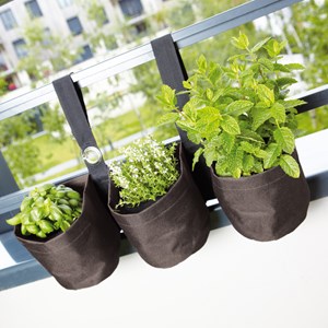 Triple jardinière suspendue pvc - balcon